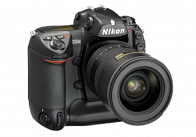 Nikon D2H