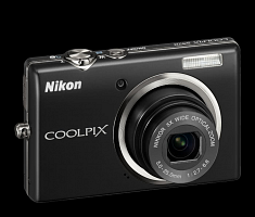 Nikon COOLPIX S570